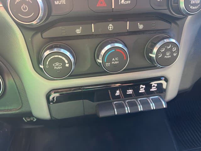 Pre-Owned 2024 Ram 1500 Big Horn/Lone Star - photo - 13