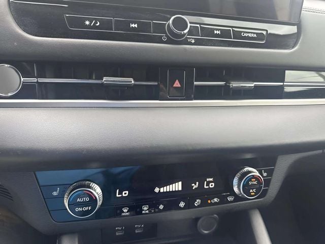 Pre-Owned 2025 Mitsubishi Outlander ES - photo - 9