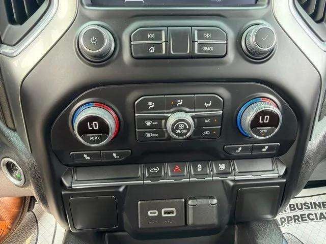 Pre-Owned 2021 Chevrolet Silverado 1500 RST - photo - 16