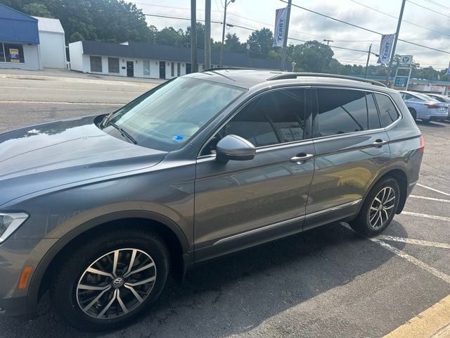 Pre-Owned 2020 Volkswagen Tiguan 2.0T SE - photo - 2