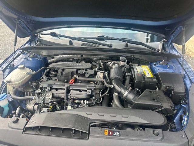 Pre-Owned 2023 Kia K5 GT-Line - photo - 17