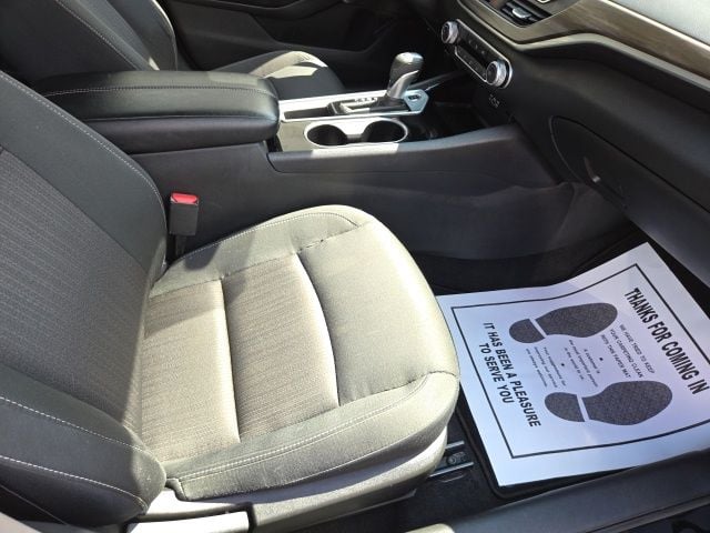 Pre-Owned 2024 Nissan Altima 2.5 SV - photo - 17