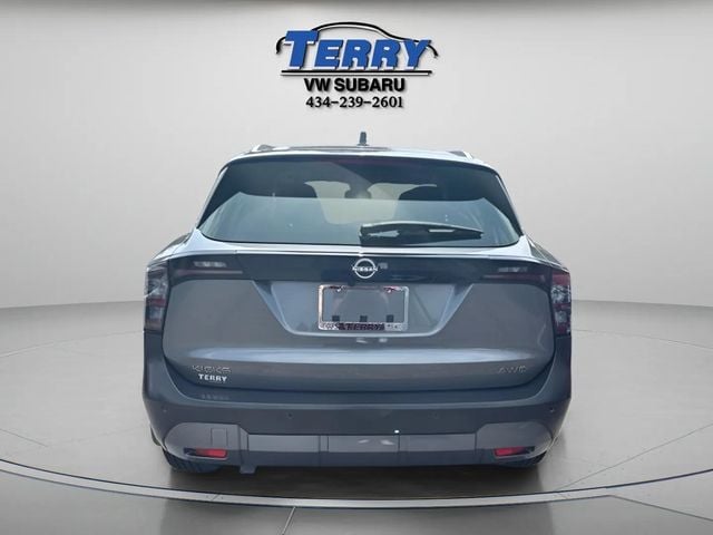 Pre-Owned 2025 Nissan Kicks SV - photo - 3