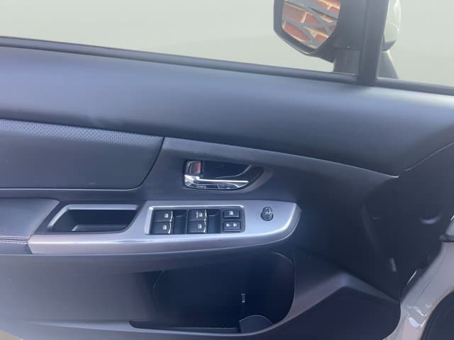 Pre-Owned 2016 Subaru Crosstrek 2.0i Limited - photo - 7