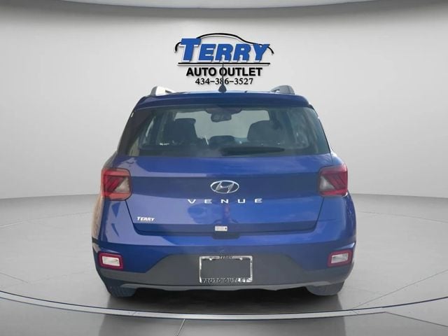 Pre-Owned 2025 Hyundai Venue SEL - photo - 5
