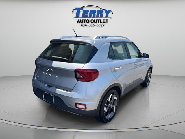 Pre-Owned 2025 Hyundai Venue SEL - photo - 5