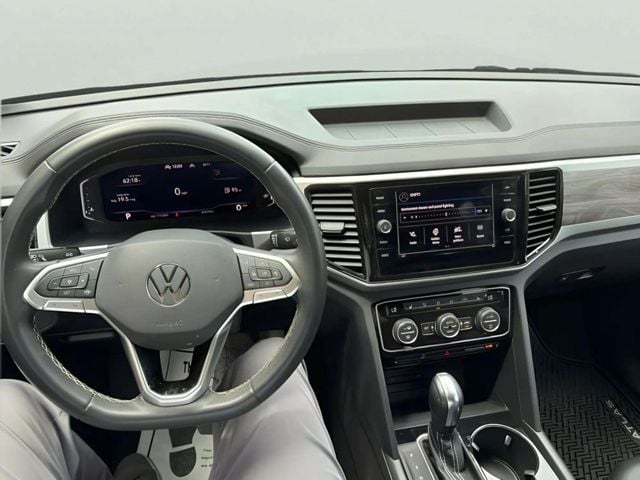 Pre-Owned 2022 Volkswagen Atlas Cross Sport 3.6L V6 SE w/Technology - photo - 11