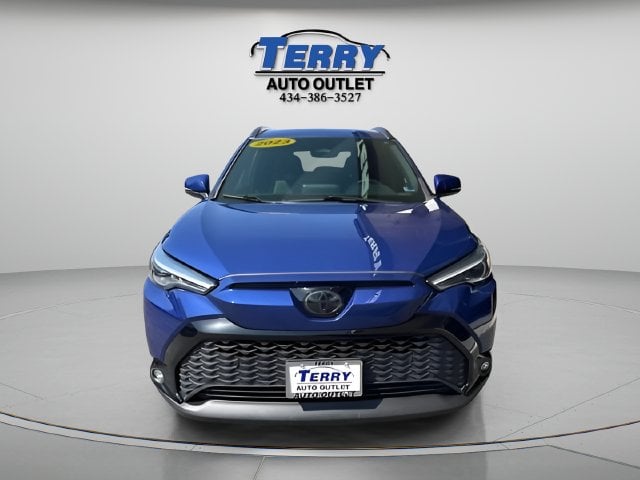 Pre-Owned 2023 Toyota Corolla Cross Hybrid XSE - photo - 2