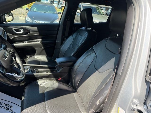 Pre-Owned 2022 Jeep Compass Limited - photo - 7