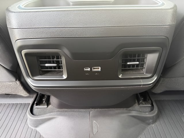 Pre-Owned 2024 Chevrolet Silverado 1500 LT Trail Boss - photo - 8
