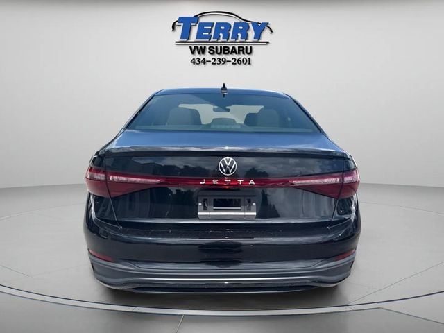 Pre-Owned 2025 Volkswagen Jetta 1.5T Sport - photo - 2