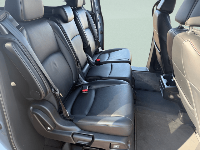 Pre-Owned 2025 Honda Odyssey Sport-L - photo - 25