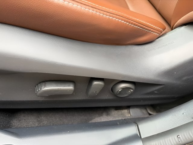 Pre-Owned 2021 Subaru Outback Touring XT - photo - 8