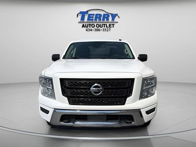 Pre-Owned 2021 Nissan Titan SV - photo - 2