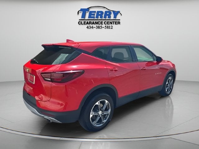 Pre-Owned 2023 Chevrolet Blazer LT - photo - 4