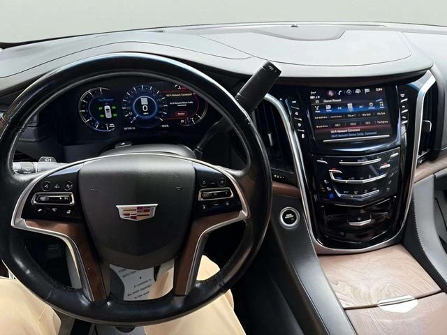 Pre-Owned 2019 Cadillac Escalade Luxury - photo - 12