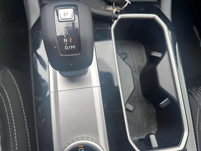 Pre-Owned 2025 Mitsubishi Outlander ES - photo - 11