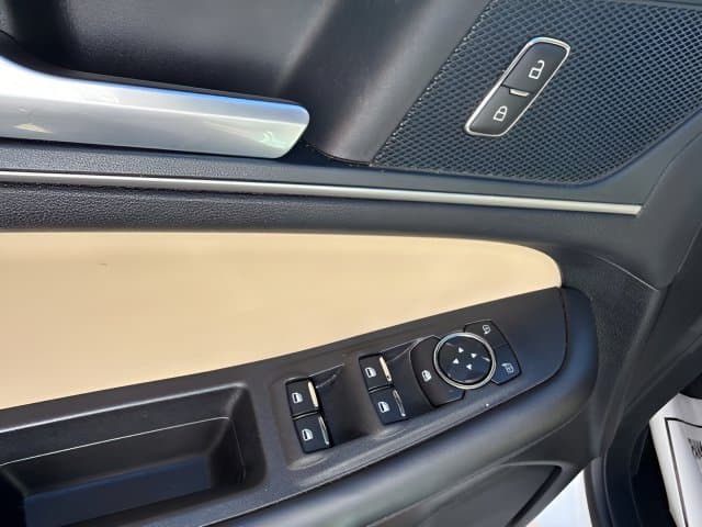 Pre-Owned 2024 Ford Edge SEL - photo - 8