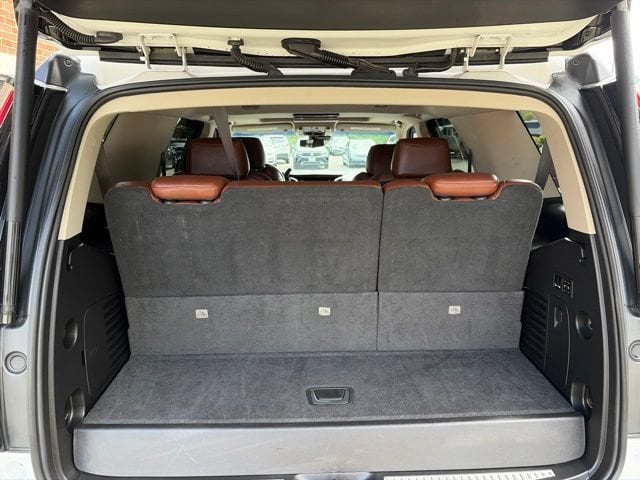Pre-Owned 2019 Cadillac Escalade Luxury - photo - 7