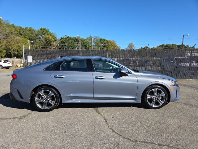 Pre-Owned 2024 Kia K5 EX - photo - 2
