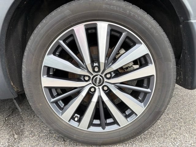 Pre-Owned 2022 Nissan Pathfinder Platinum - photo - 28
