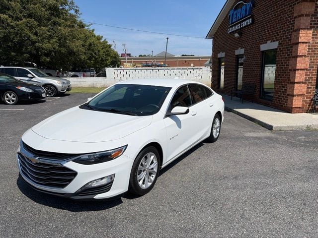 Pre-Owned 2023 Chevrolet Malibu LT - photo - 1