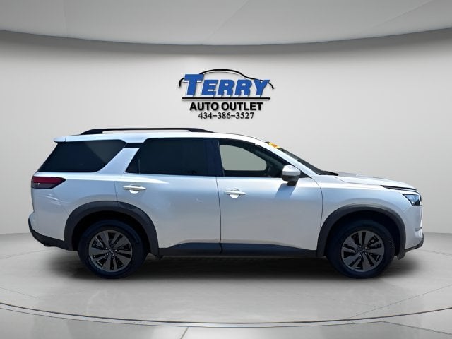Pre-Owned 2024 Nissan Pathfinder SV - photo - 0