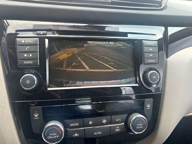 Pre-Owned 2020 Nissan Rogue Sport SV - photo - 10