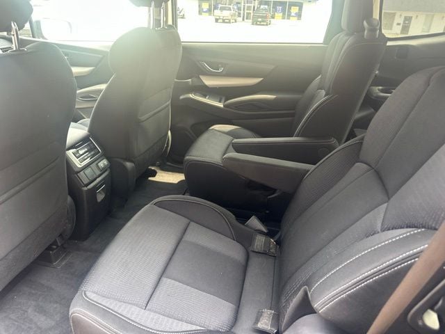 Pre-Owned 2022 Subaru Ascent Premium - photo - 16