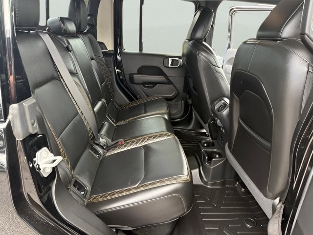 Pre-Owned 2022 Jeep Gladiator Overland - photo - 24