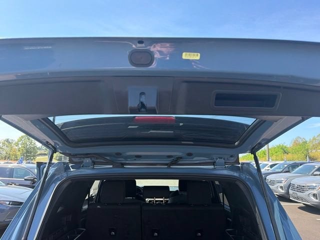 Pre-Owned 2025 Toyota 4Runner TRD Off-Road - photo - 22