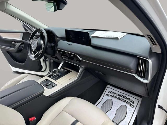 Pre-Owned 2025 Mazda CX-90 3.3 Turbo Premium - photo - 27