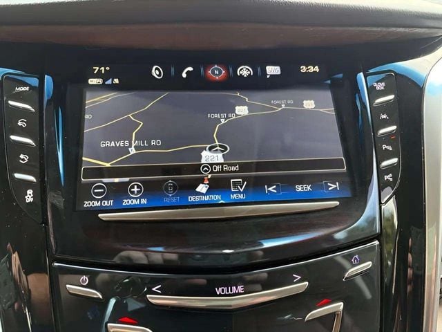 Pre-Owned 2019 Cadillac Escalade Luxury - photo - 14