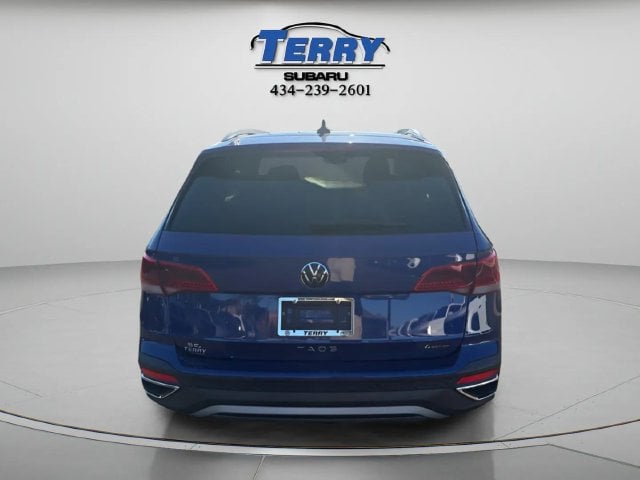 Pre-Owned 2023 Volkswagen Taos 1.5T SE - photo - 1