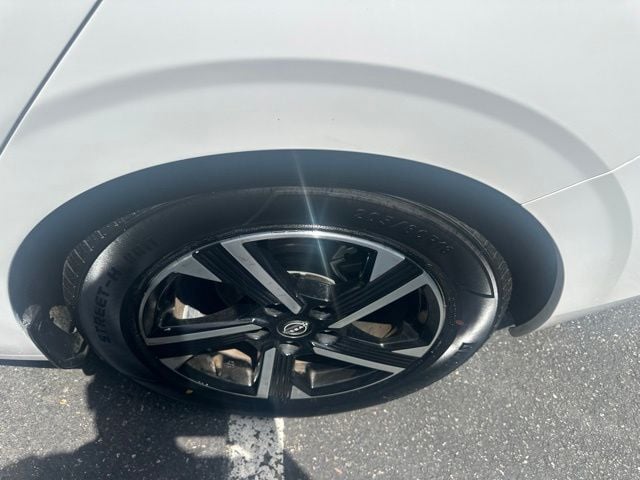 Pre-Owned 2024 Nissan Sentra SV - photo - 17