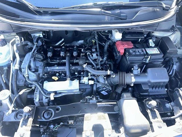 Pre-Owned 2024 Nissan Versa 1.6 S - photo - 9