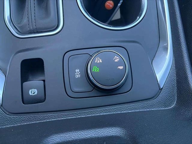 Pre-Owned 2019 Chevrolet Traverse 3LT - photo - 13