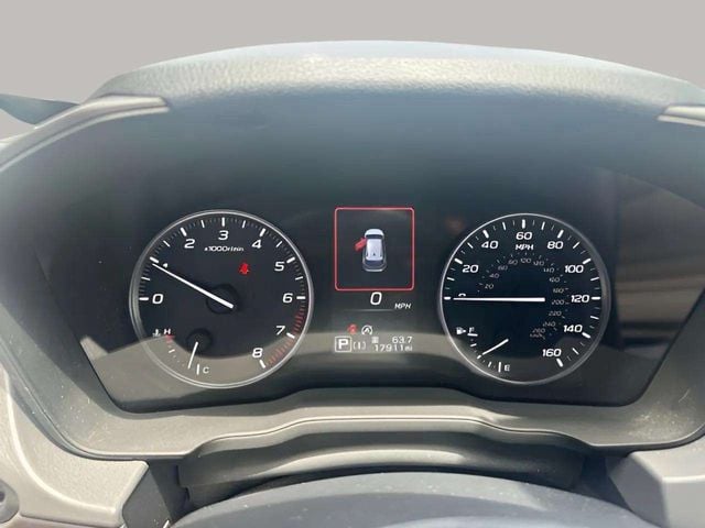Pre-Owned 2024 Subaru Crosstrek Premium - photo - 8