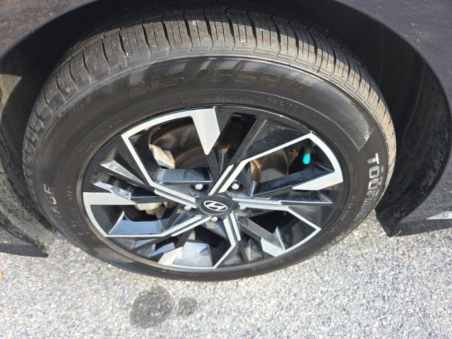 Pre-Owned 2025 Hyundai Sonata SEL - photo - 9