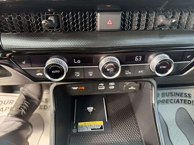 Pre-Owned 2025 Honda CR-V Hybrid Sport Touring - photo - 14