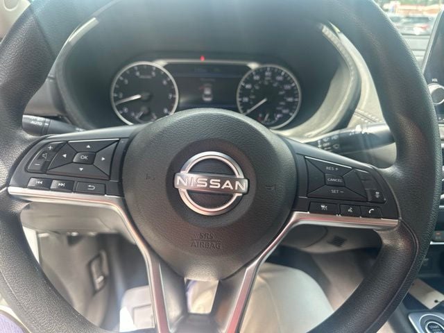 Pre-Owned 2024 Nissan Sentra SV - photo - 7