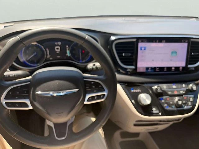 Pre-Owned 2022 Chrysler Pacifica Touring L - photo - 7