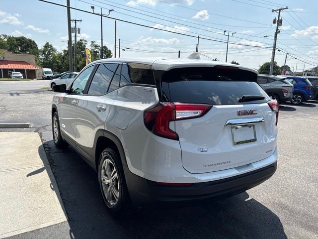 Pre-Owned 2024 GMC Terrain SLE - photo - 4