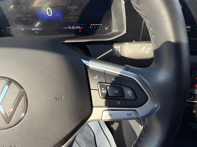 Pre-Owned 2025 Volkswagen Jetta 1.5T Sport - photo - 12