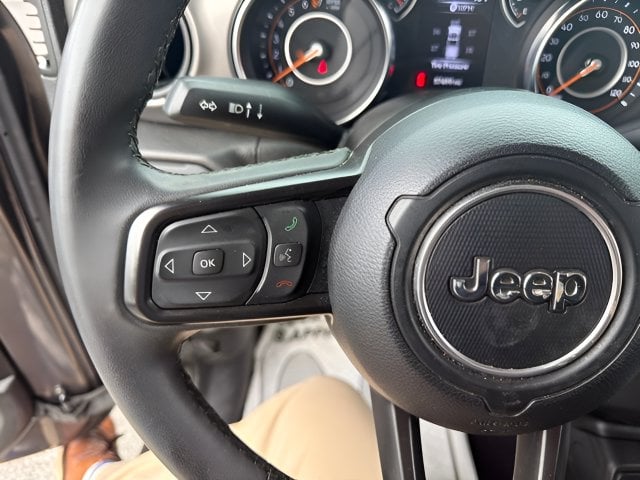 Pre-Owned 2023 Jeep Gladiator Sport S - photo - 10