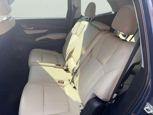 Pre-Owned 2021 Subaru Ascent Limited - photo - 7