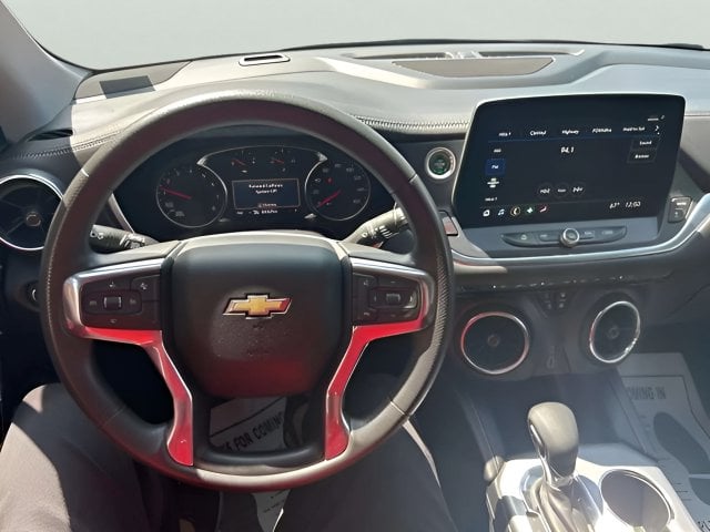 Pre-Owned 2023 Chevrolet Blazer LT - photo - 5