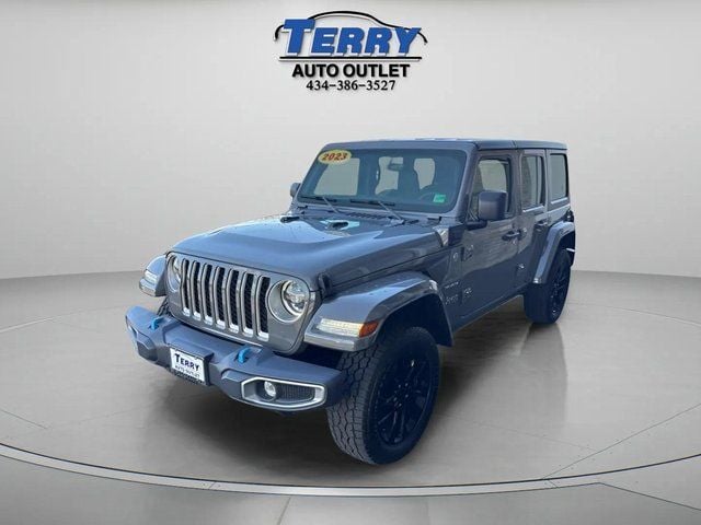 Pre-Owned 2023 Jeep Wrangler Sahara 4xe - photo - 3