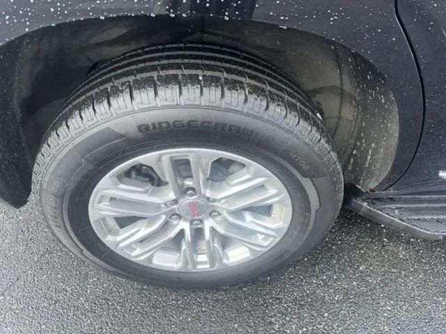 Pre-Owned 2024 GMC Yukon SLT - photo - 21