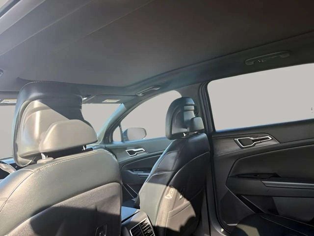 Pre-Owned 2023 Kia Sportage X-Line - photo - 6